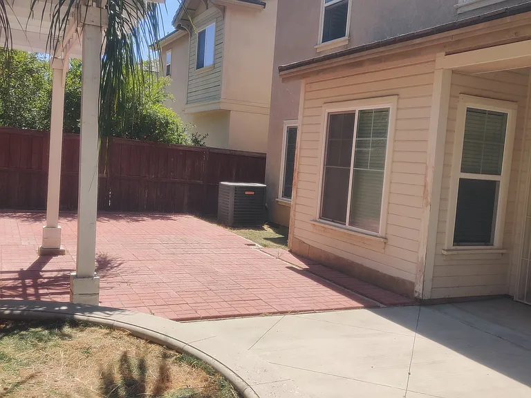 1636 Gilliam Ct — Photo 54