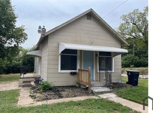 2001 E 81st Ter, Kansas City, MO 64132