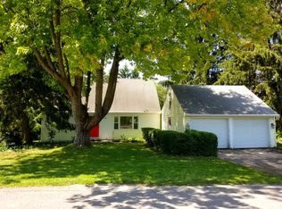 5816 Bear Ridge Rd, Lockport, NY 14094