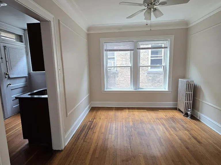 1924 W Morse Ave #3N — Photo 3