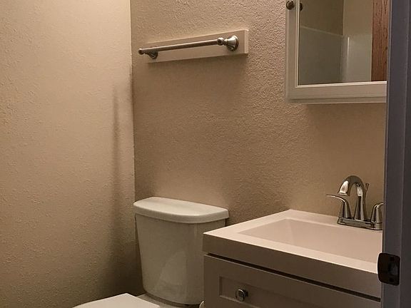5th image of 2720 La Crescenta Dr #6