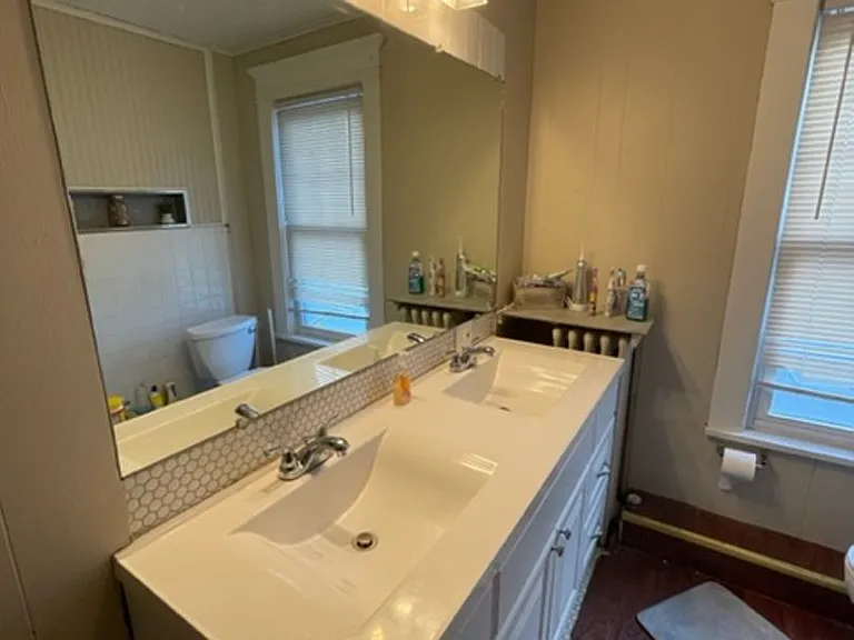1 Manning Blvd — Photo 10