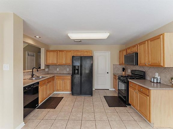 5th image of 8130 Stagewood Drive