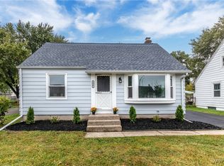 226 Westbrook Dr, Cheektowaga, NY 14225