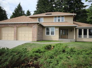 16901 NE 43rd Ct, Redmond, WA 98052