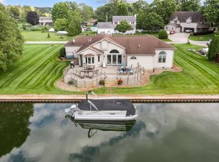 51267 Channel Ct, Elkhart, IN 46514