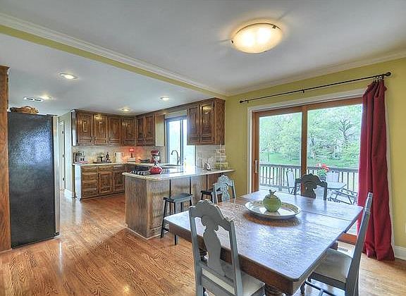 5th image of 4013 NE Woodridge Dr