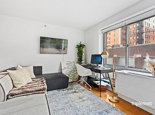 555 W 23rd St APT N3G, New York, NY