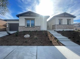 39501 Caladium Dr, Temecula, CA 92591