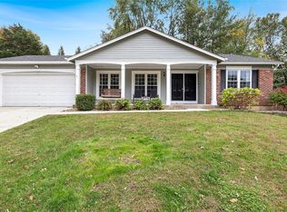 213 Clearwood Ct, Saint Peters, MO 63376