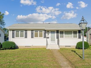 543 Mildred Ave, Waterloo, IA 50703