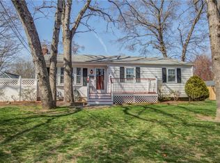 7 Cole Ave, Warwick, RI 02886
