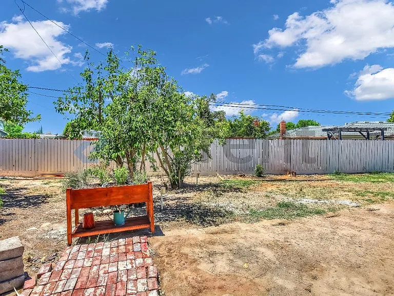 3097 W Sussex Way — Photo 32