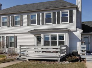 3065 Sturgeon Bay Ave, Portage, MI 49024