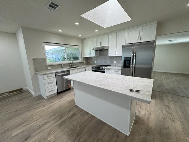 2420 Fordham Dr — Photo 2