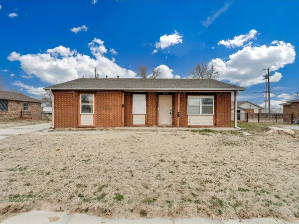 1614 E Del Mar St, Wichita, KS 67216