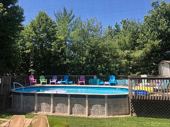 3rd image of 4561 Hilliard Run Dr