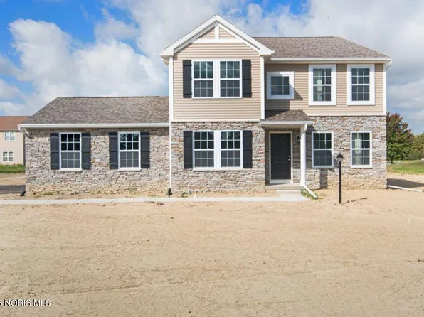 8447 Misty Gorge Rd, Waterville, OH 43566