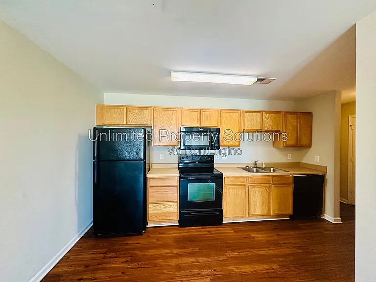 370 S Kerr Ave #306 — Photo 4