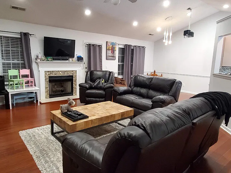 Open concept Living Room & Dining Area