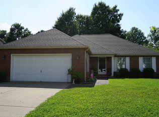 835 Kingswood Dr, Evansville, IN 47715