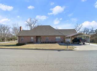 402 Chattanooga Loop, Ardmore, OK 73401