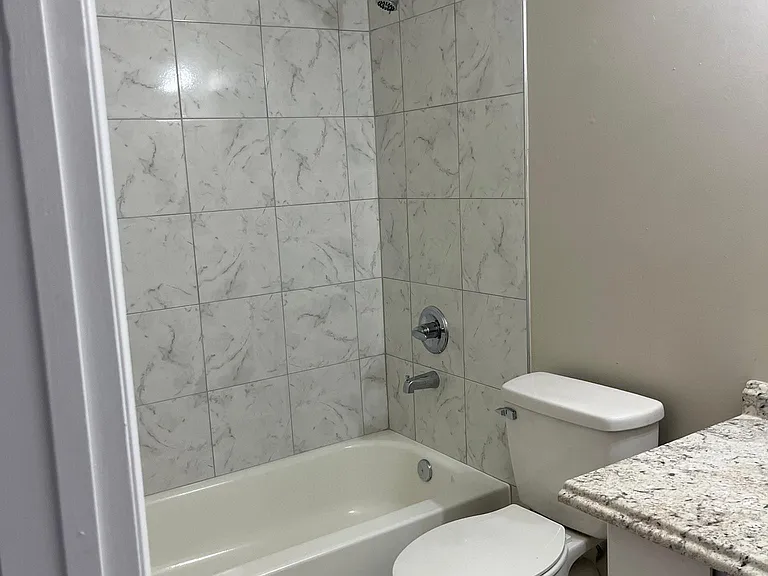 3509 S Avenue A #12 — Photo 4