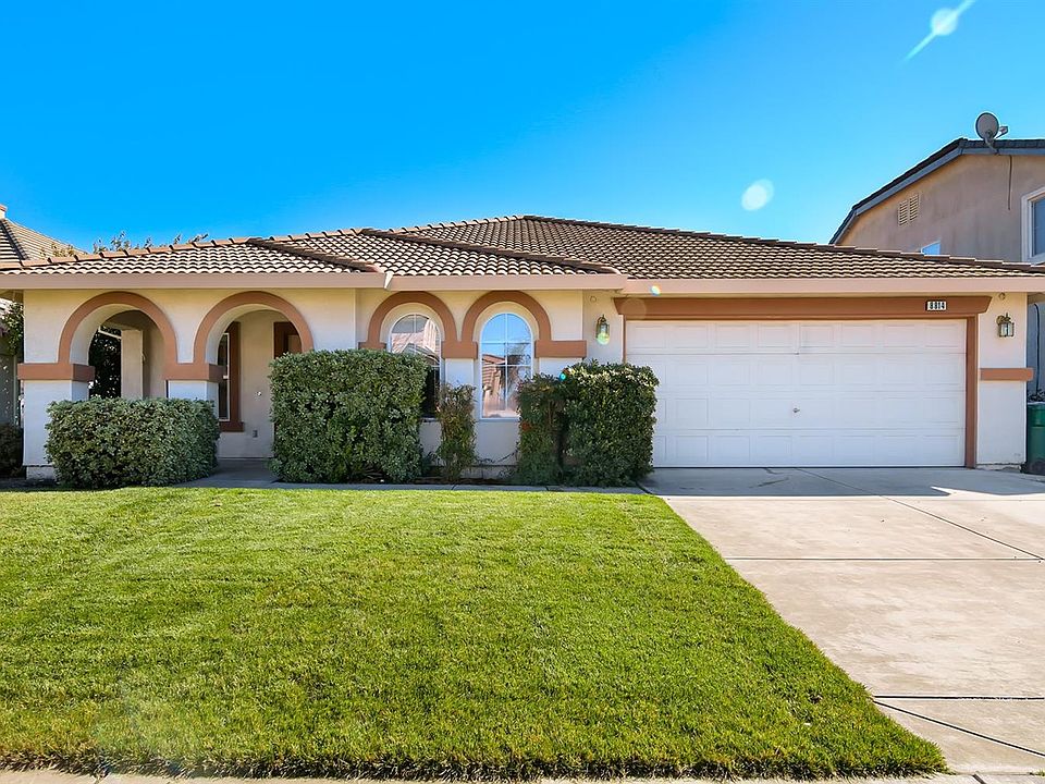 1st image of 8814 McCabe Lakes Dr
