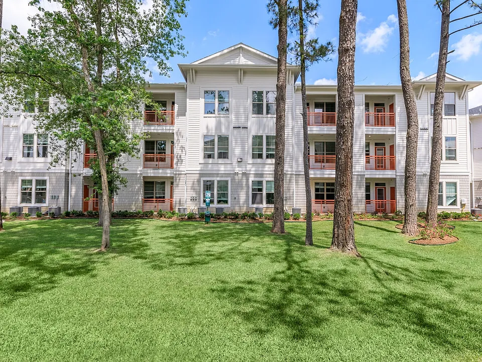 Wyldewood Gosling apartments community photo