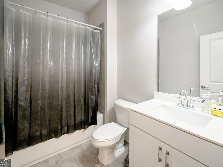 337 Caledonia Ct — Photo 8