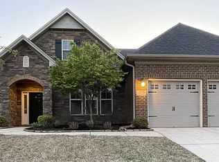 222 Meadow Wood Dr, Madison, AL 35756