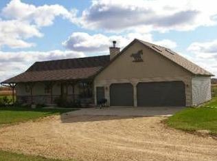 E9951 Behnke Rd, Clintonville, WI 54929