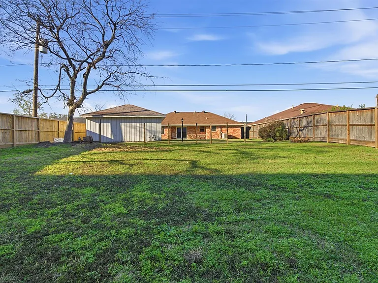 2310 Droxford Dr — Photo 21