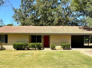 135 Mullins St, Tatum, TX 75691