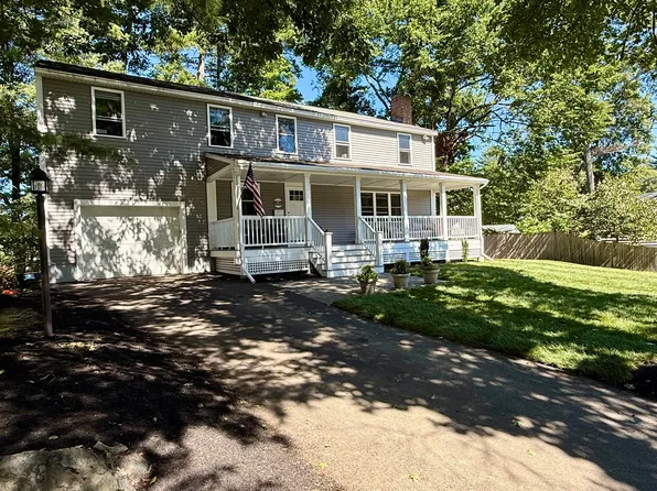 19 Shady Hill Ln, Reading, MA 01867