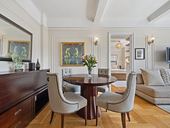 4th image of 40 W 77th St #8C