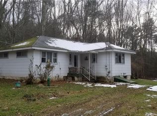 12 Wolf Lake Rd, Rock Hill, NY 12775