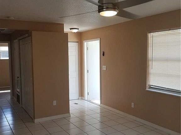4th image of 1108 Gerald Ave