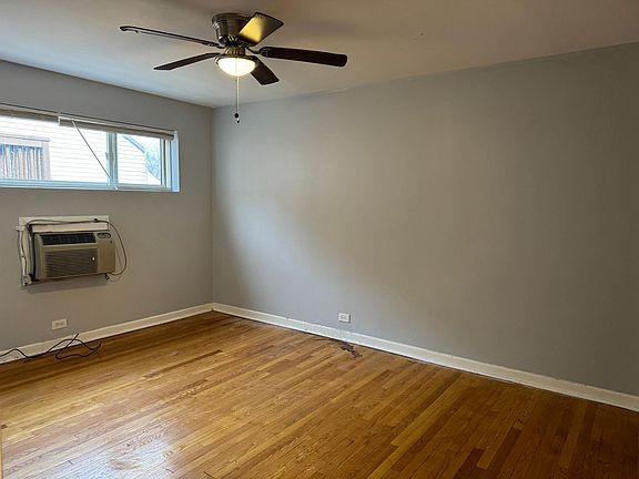 3rd image of 3223 S Harlem Ave APT 2