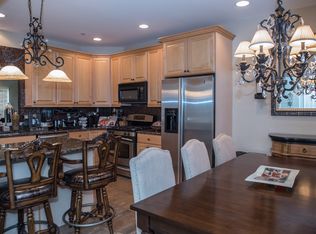 66 W Aspen Way, Aberdeen, NJ 07747