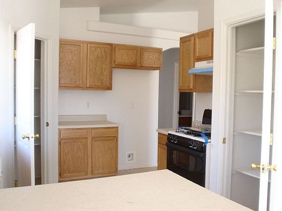 Kitchen has 2 pantrys