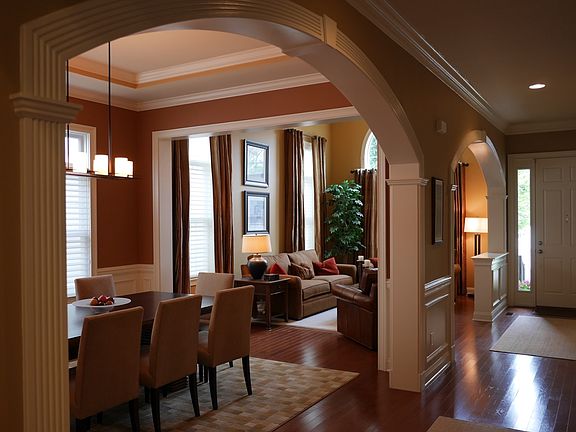 Dining / Living Room