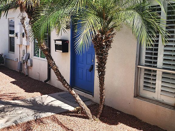 2nd image of 1133 E BELMONT Avenue