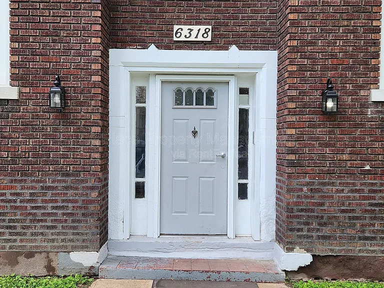 6318 Cabanne Ave #1W — Photo 2