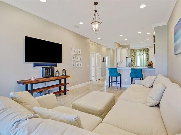 3rd image of 15102 Palmer Lake Cir Unit 205