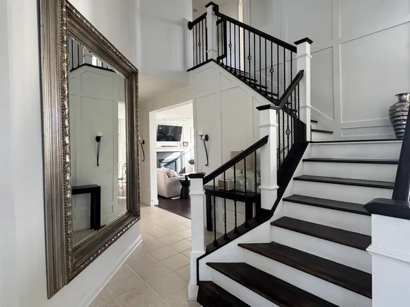 1320 Fieldstone Ct, Broadview Heights, OH 44147