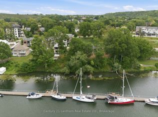 101 Villeneuve Dr, Prince Edward County, ON K0K 2T0