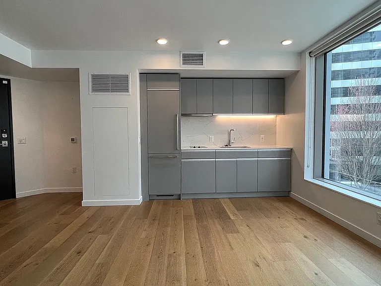 1808 Minor Ave #400 — Photo 9