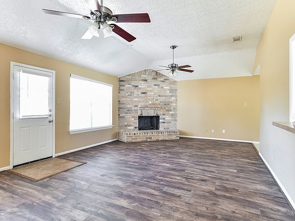 3rd image of 6603 Felgate Creek Ct
