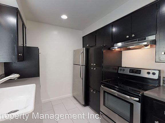 3rd image of 4025 Arizona St #24